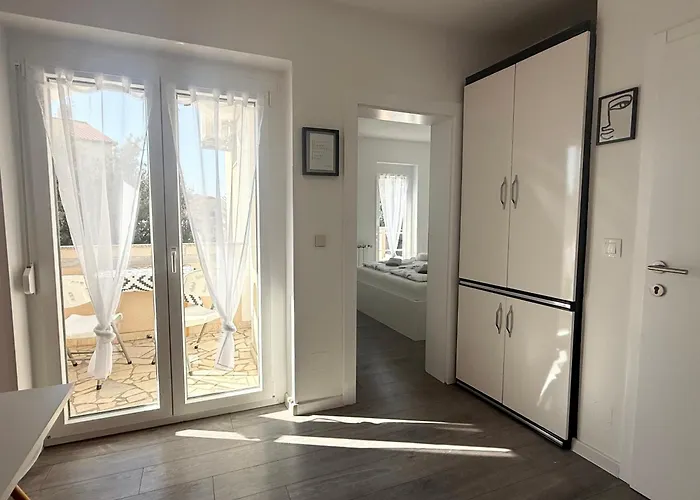 Apartman Antic Póla